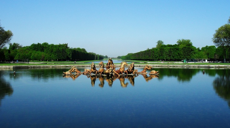 Oh Versailles! Will I ne'er see thee more? - A photo taken by me in happier times one April in Paris.